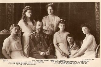 nicholas ii and family ada90b The Imperial Royal Family of Russia Nicholas Simplyforensic